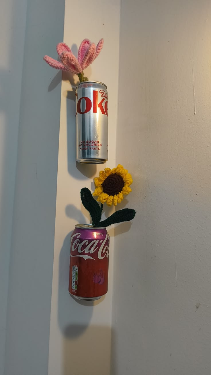 "Handcrafted Upcycled Metal Can Floral Wall Planter for Modern Home Decor" ✨